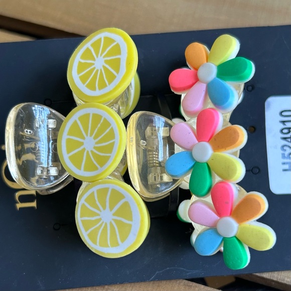 Noir Hair Claw Clips Womens Hair Accessories Lemon Daisy New Multicolor - Picture 2 of 6